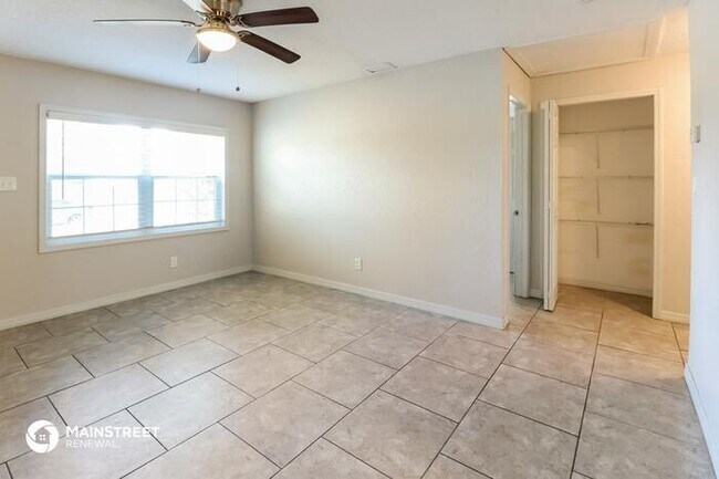 Foto del edificio - 2912 E 99th Ave, Tampa, FL 33612