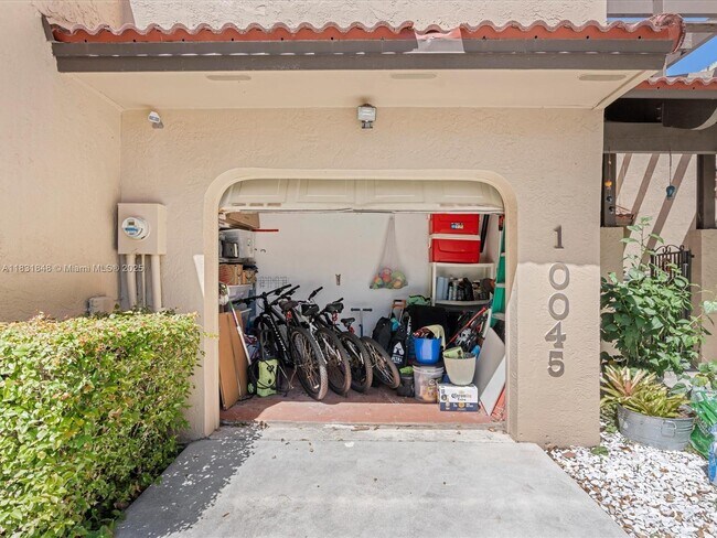 Building Photo - 10045 Costa Del Sol Blvd
