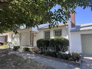 Building Photo - 2127 Inman Ave