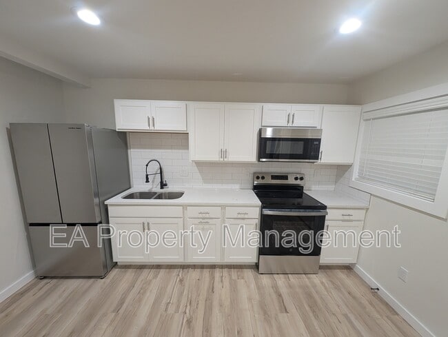 Foto del edificio - 443 Trumbull Ave SE