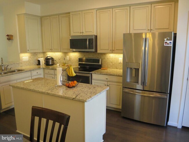 Foto del edificio - 1710 Featherstone Rd
