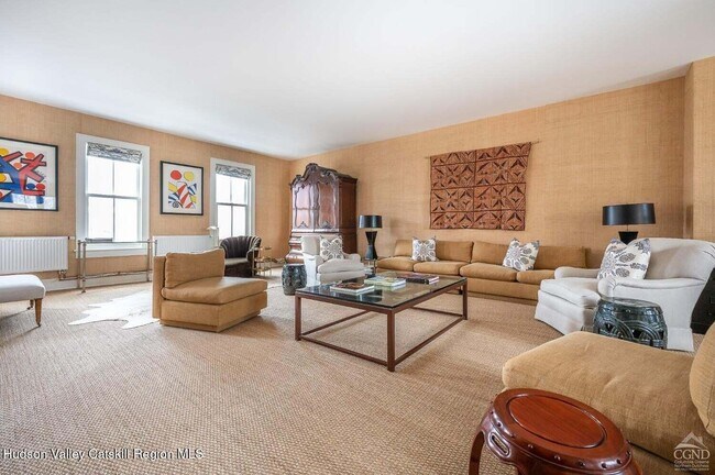 Foto del edificio - 613 Warren St