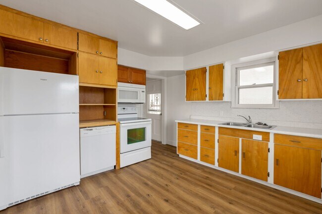 Foto del edificio - 2184 N 2000 W