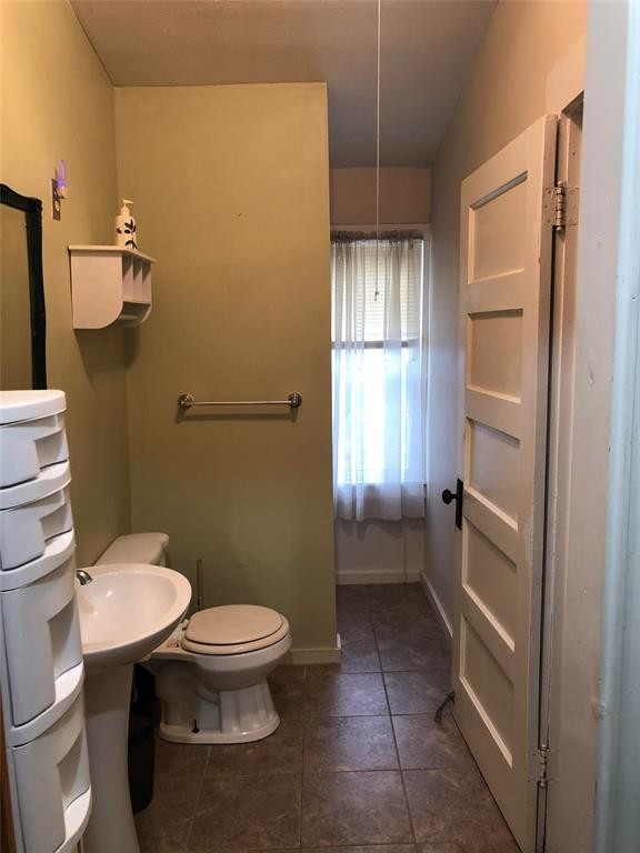 Building Photo - 2810 Louisiana St