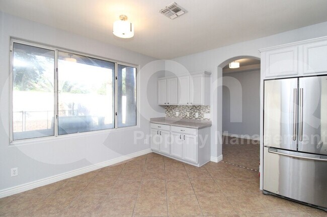 Foto del edificio - 20690 N 70th Dr