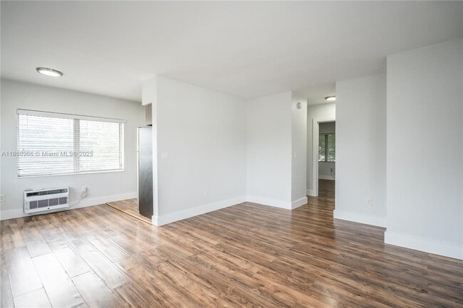 Foto del edificio - 460 NE 82nd Terrace
