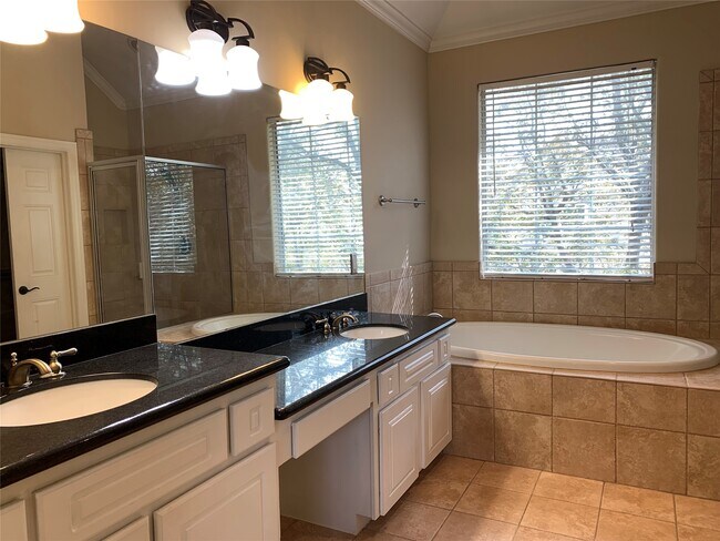 Foto del edificio - 406 Fowler St