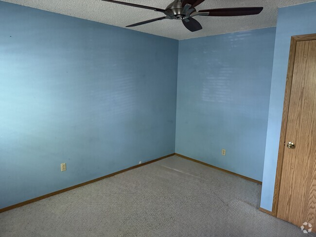 Building Photo - 1100 Milo Cir