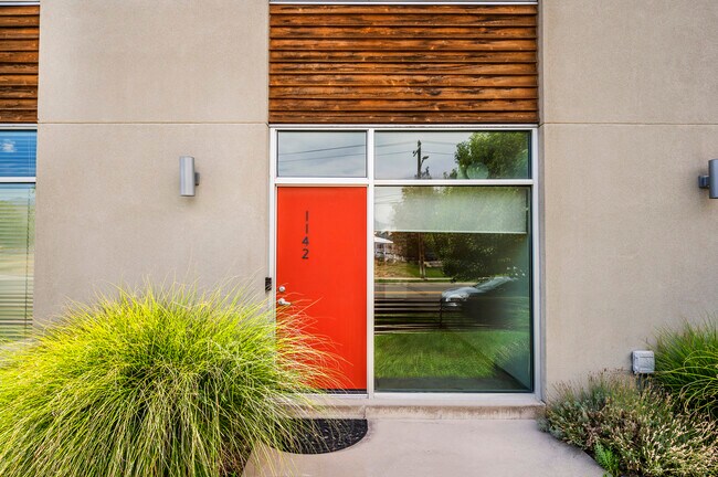 Exterior - 1142 S West Temple