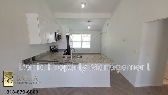 Foto del edificio - 8308 Carmel Pl