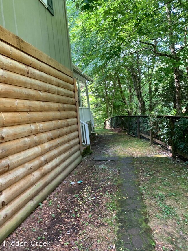 Foto del edificio - 4 br, 2 bath House - 828 Arnett Hollow Road