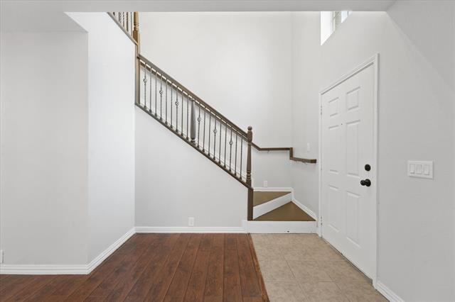 Building Photo - 3010 Elderberry Dr