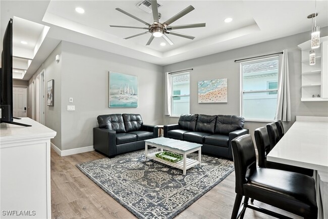 Building Photo - 10140 Carolina St