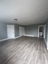Building Photo - 447 Naugatuck Ave