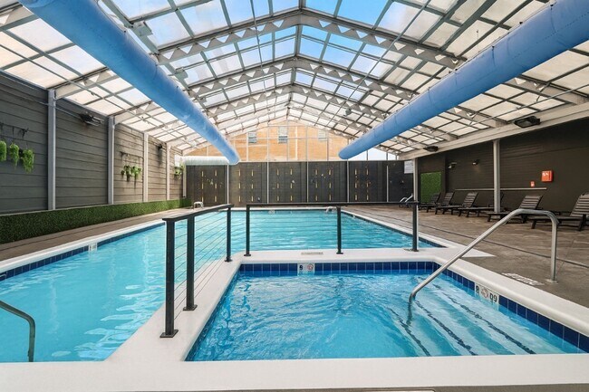 Foto del edificio - West 7th Apartments