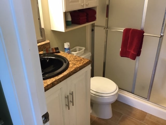 master bath stall shower - 4345 27th Ct SW