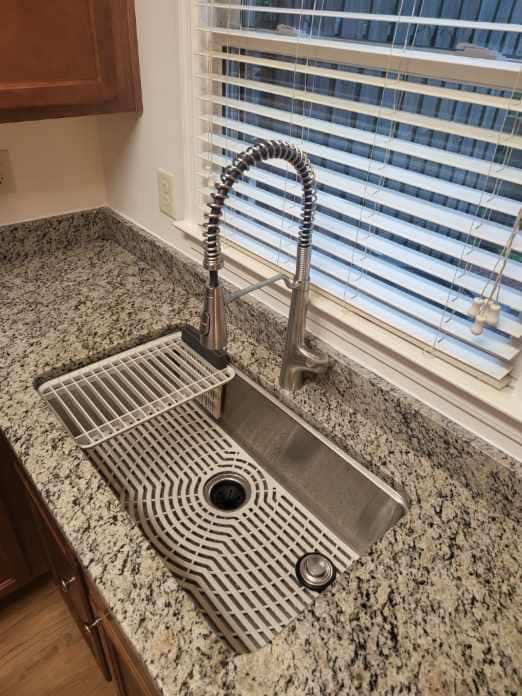 Building Photo - 45 Jacobs Ln