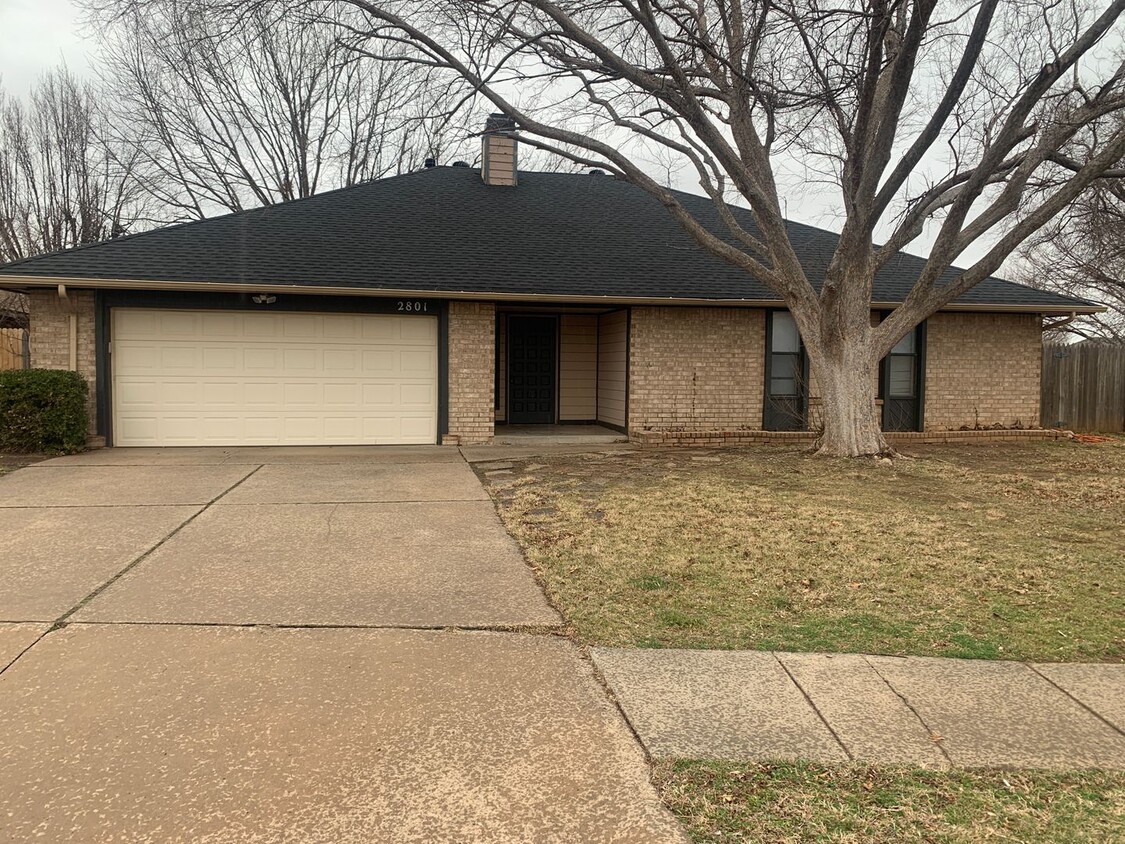 Primary Photo - Nice Edmond 3 Bed Home