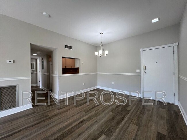 Foto del edificio - 3242 S Semoran Blvd