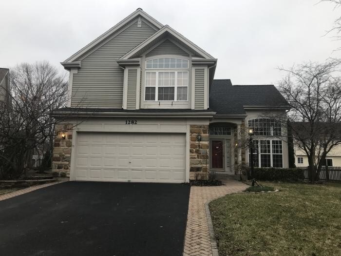 Primary Photo - 3 bedroom in Aurora IL 60502