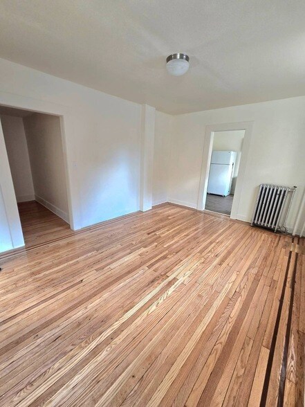 Foto del edificio - 40-21 67th St