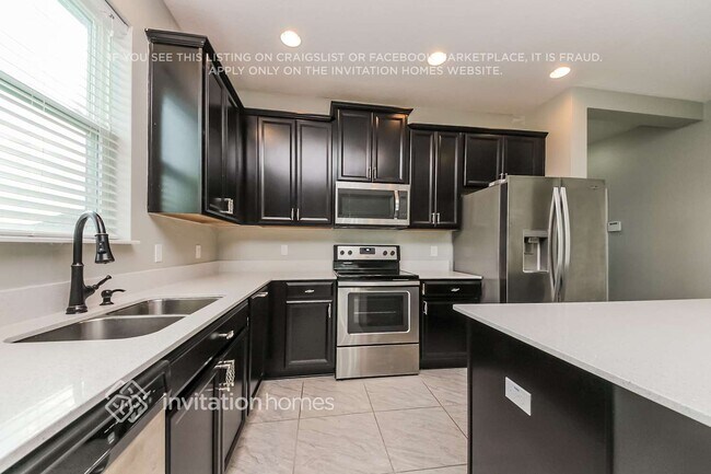 Building Photo - 3930 Wind Dancer Cir