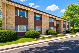 Building Photo - 1193 Mt Vernon Dr
