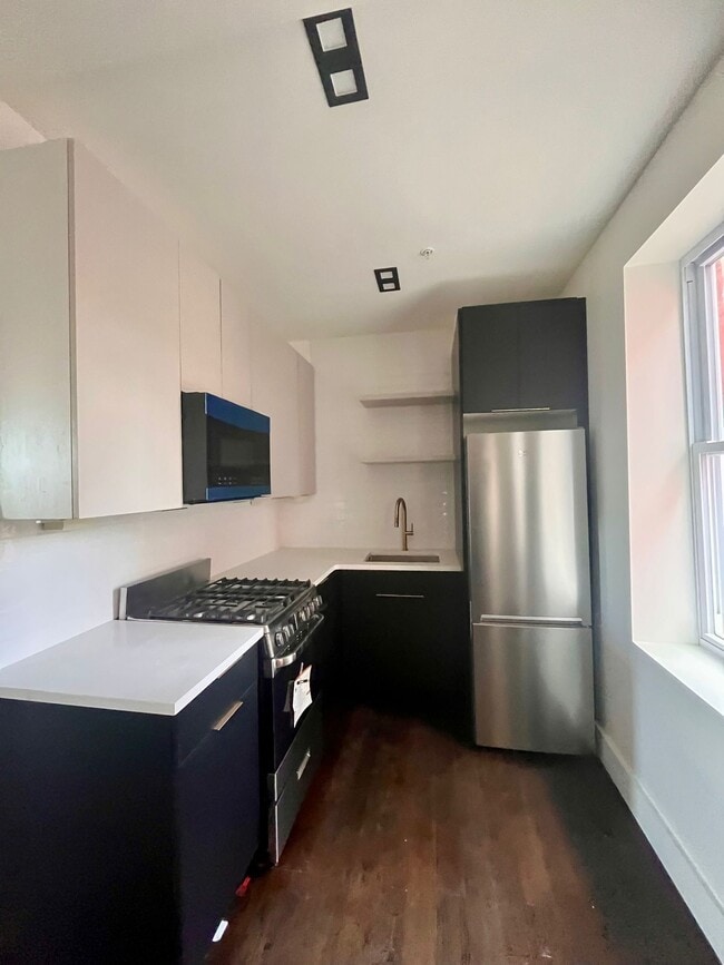 Building Photo - 294 Hoboken Ave