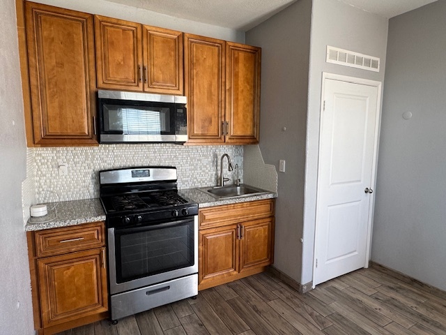 Building Photo - 7040 Almandine Way