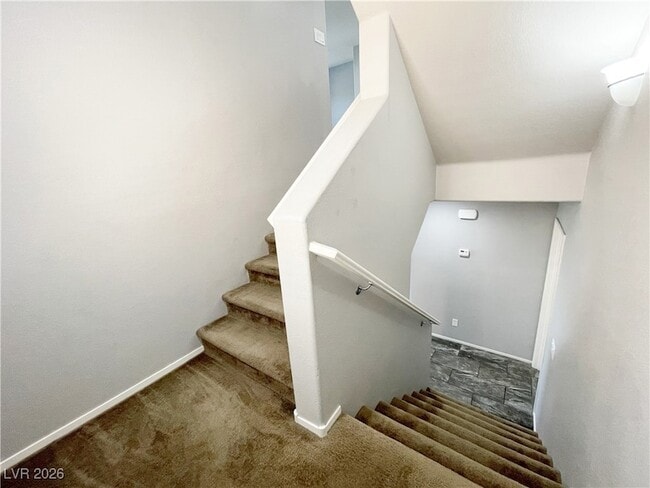 Building Photo - 10520 Shiny Skies Dr