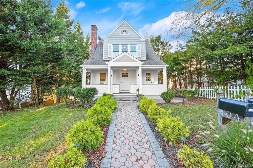 104 Grove St, Mount Kisco, NY 10549 Room for Rent in Mount Kisco, NY