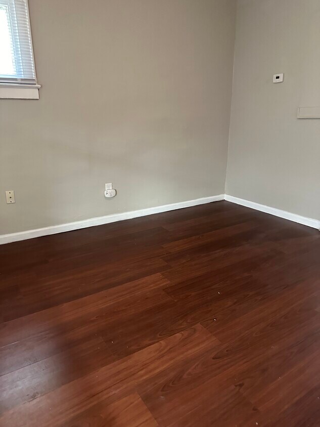 Foto principal - 1491 Republic Ave