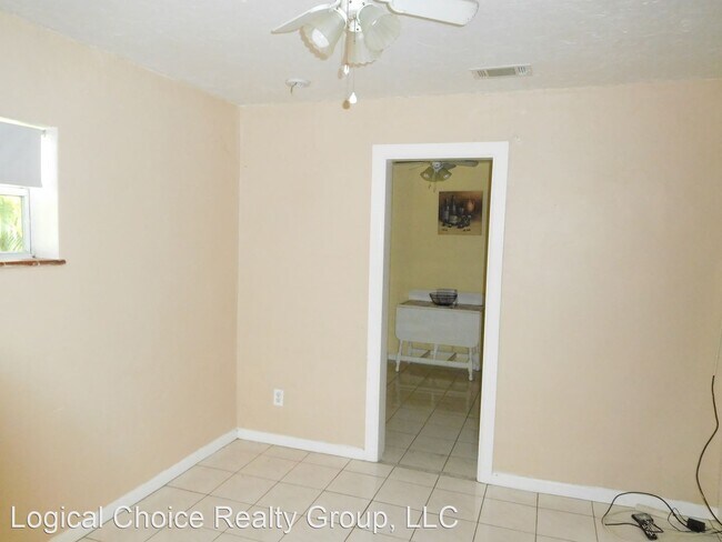 Building Photo - 1 br, 1 bath House - 1281-4 Barrett Rd.