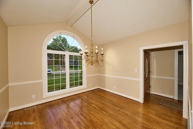 Foto del edificio - 4 br, 3 bath House - 8419 Running Spring Dr