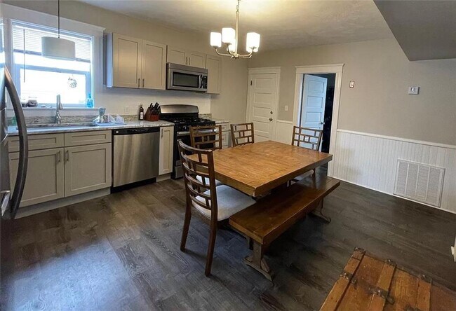 Foto del edificio - 112 Suffolk Ave