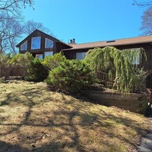 Building Photo - 7 Clay Pit Rd
