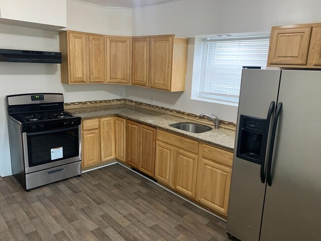 Foto del edificio - Single Family Home 3 beds 2 baths Newark