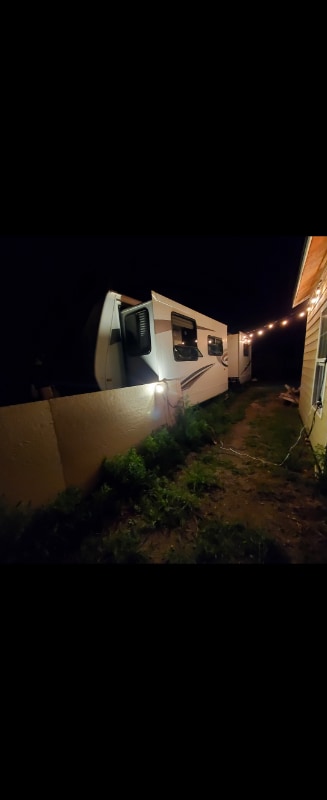 Building Photo - 433 Wall St