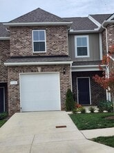 Building Photo - 7120 Mapleside Ln Building Photo - 7120 Mapleside Ln