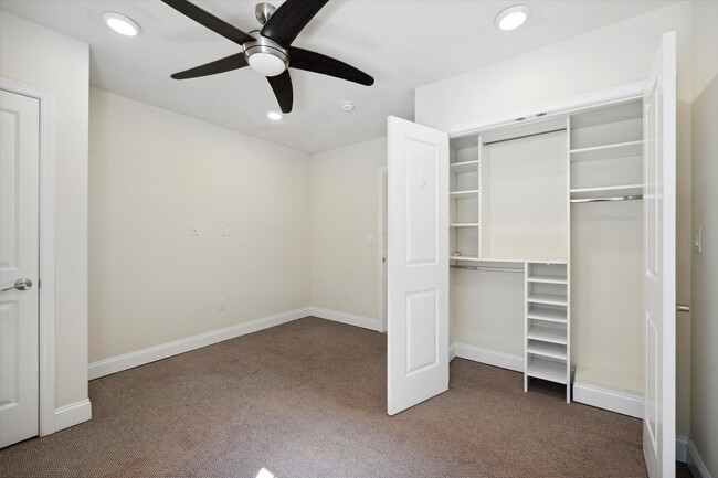 Building Photo - 1823 N Bouvier St