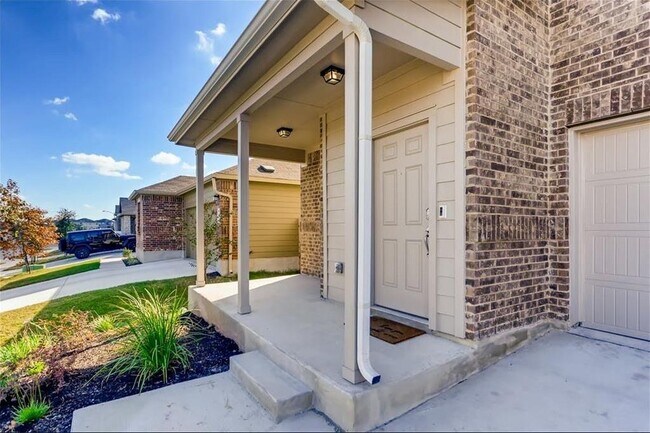 Building Photo - 3901 Fort Collins Way