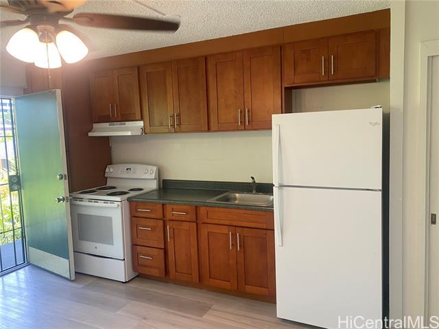 Building Photo - 1312 Alapai St