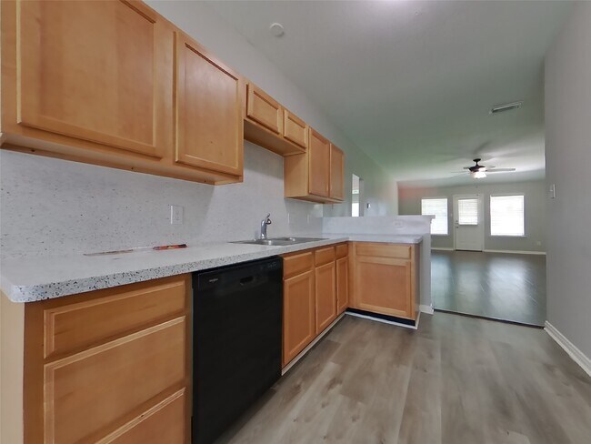 Building Photo - 5008 Asia Ln