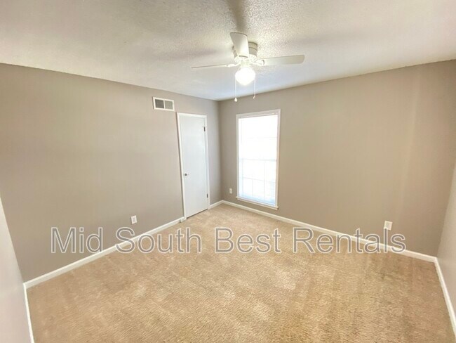 Building Photo - 5381 Bruton Ave
