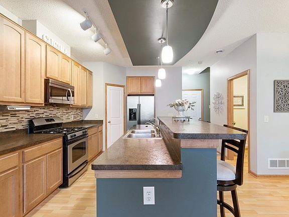 Foto del edificio - 12438 Flanders Ct NE