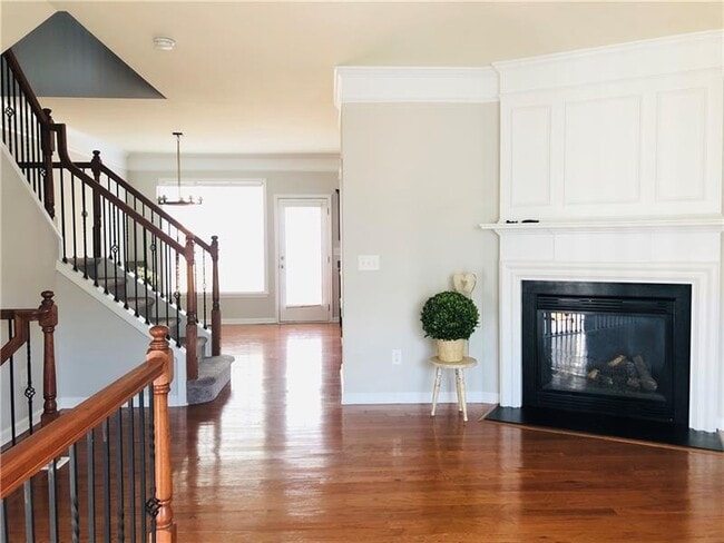 Building Photo - 1377 Thornborough Dr
