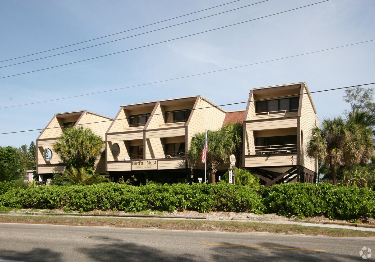 Building Photo - 403 Gulf Dr
