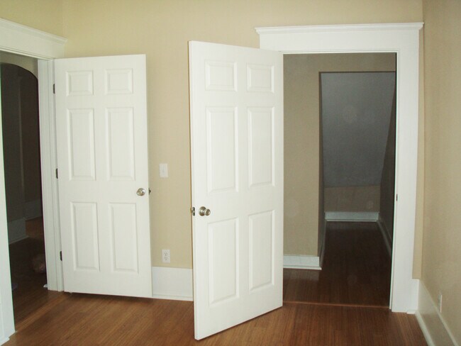 Vestidor del dormitorio n.º 3 - 302 W 40th St