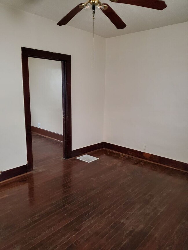 Foto del edificio - 2 Bed/1Bath house