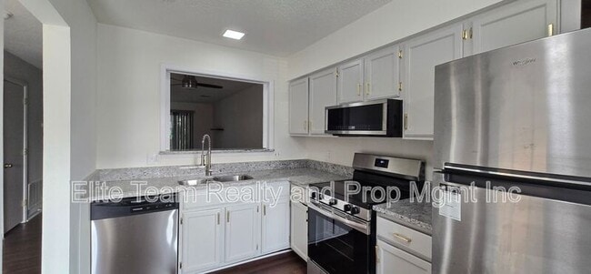 Building Photo - 3109 Heathstead Place